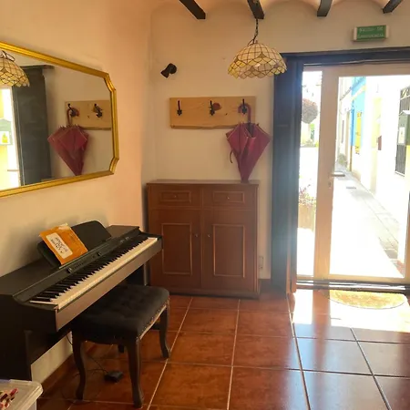 Pamis Paraiso Hostel *